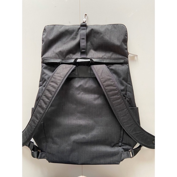 Lululemon Rise and Shine Backpack - Picture 4 of 6